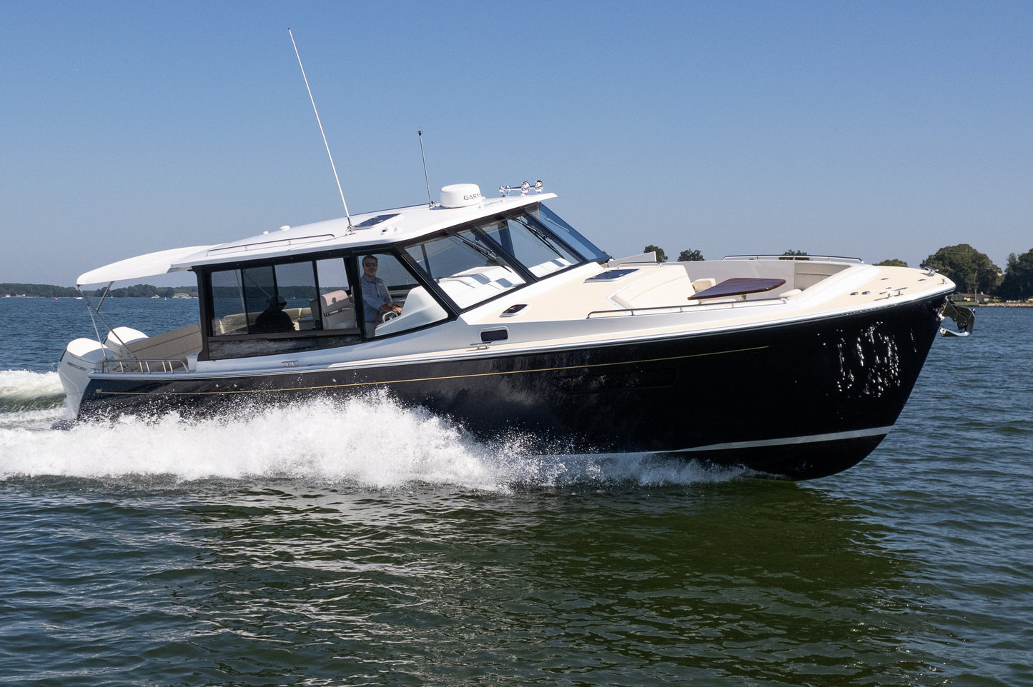 Yacht Listing Photography and Videography Package