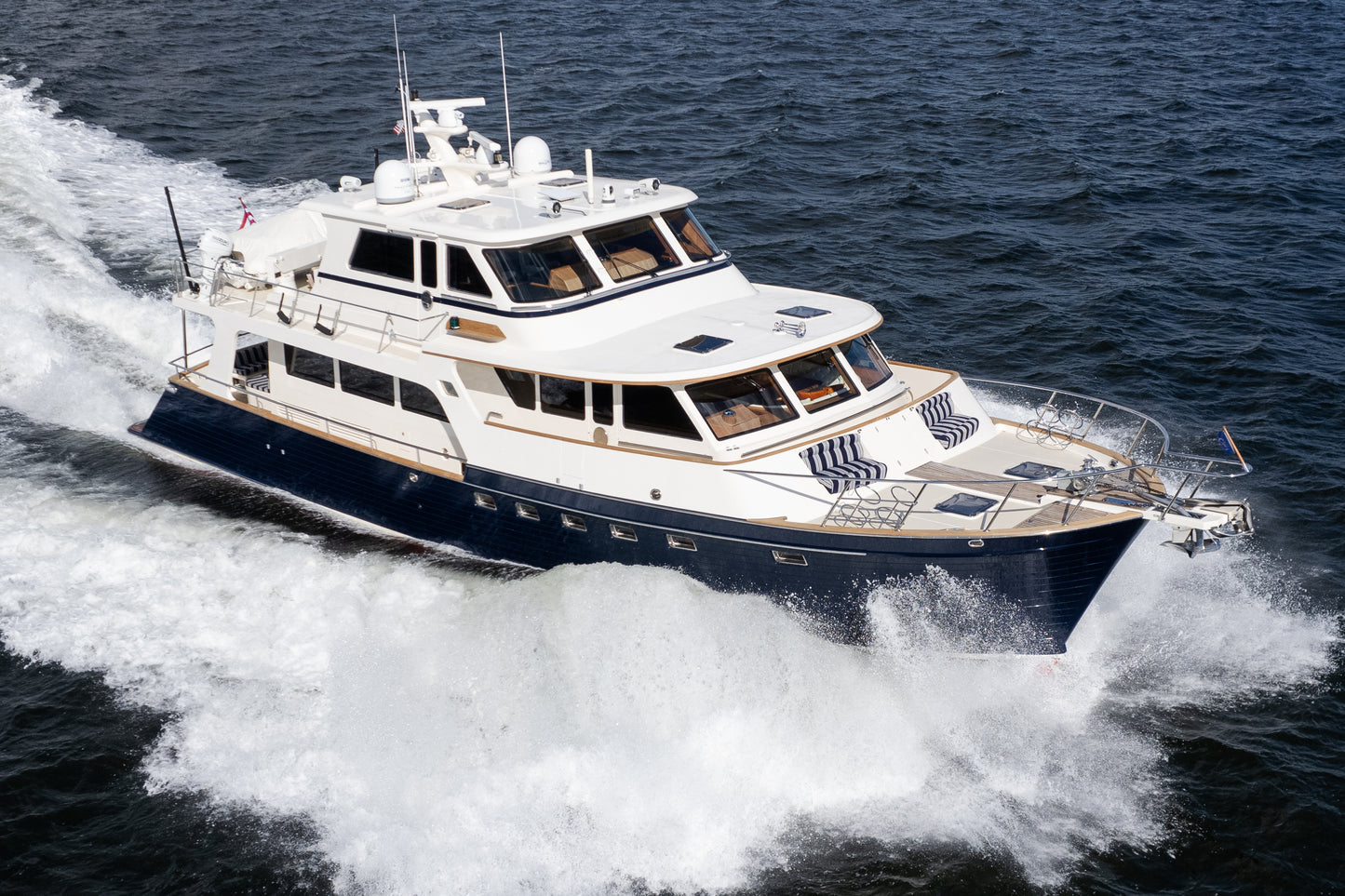 Yacht Listing Photography and Videography Package